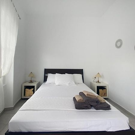 Windmills Apartment By Opus Mykonos Town Exteriör bild